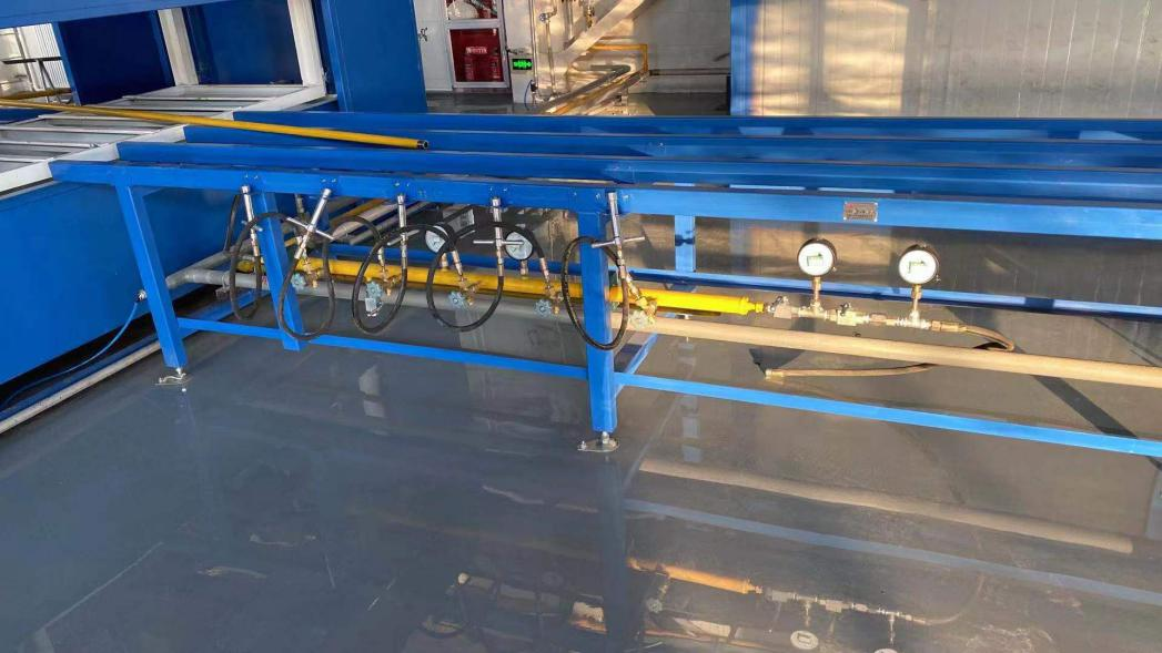 ABUIABAEGAAglPnqyAYoiO_xlQEwlwg4zQQ